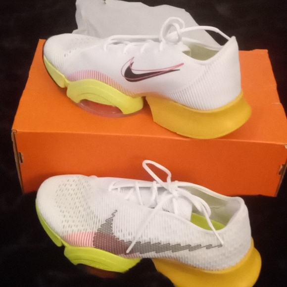 Nike Air Zoom SuperRep 2x Shoes - Nike Air Zoom Superrep 2x Women's size 8.5 White/Pollen/Volt/Black